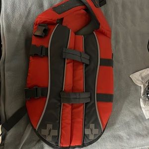 Dog life jacket